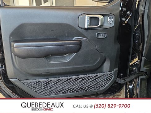 Used 2021 Jeep Wrangler Unlimited Rubicon AWD/4WD image 9