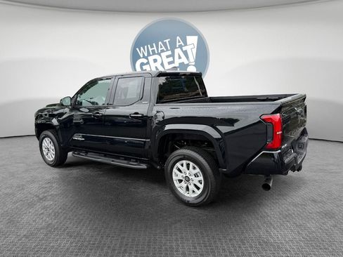 Certified 2026 Toyota Tacoma SR5 AWD/4WD image 6