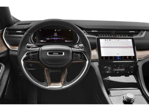 Certified 2025 Jeep Grand Cherokee L Overland w/ Luxury Tech Group IV image 7