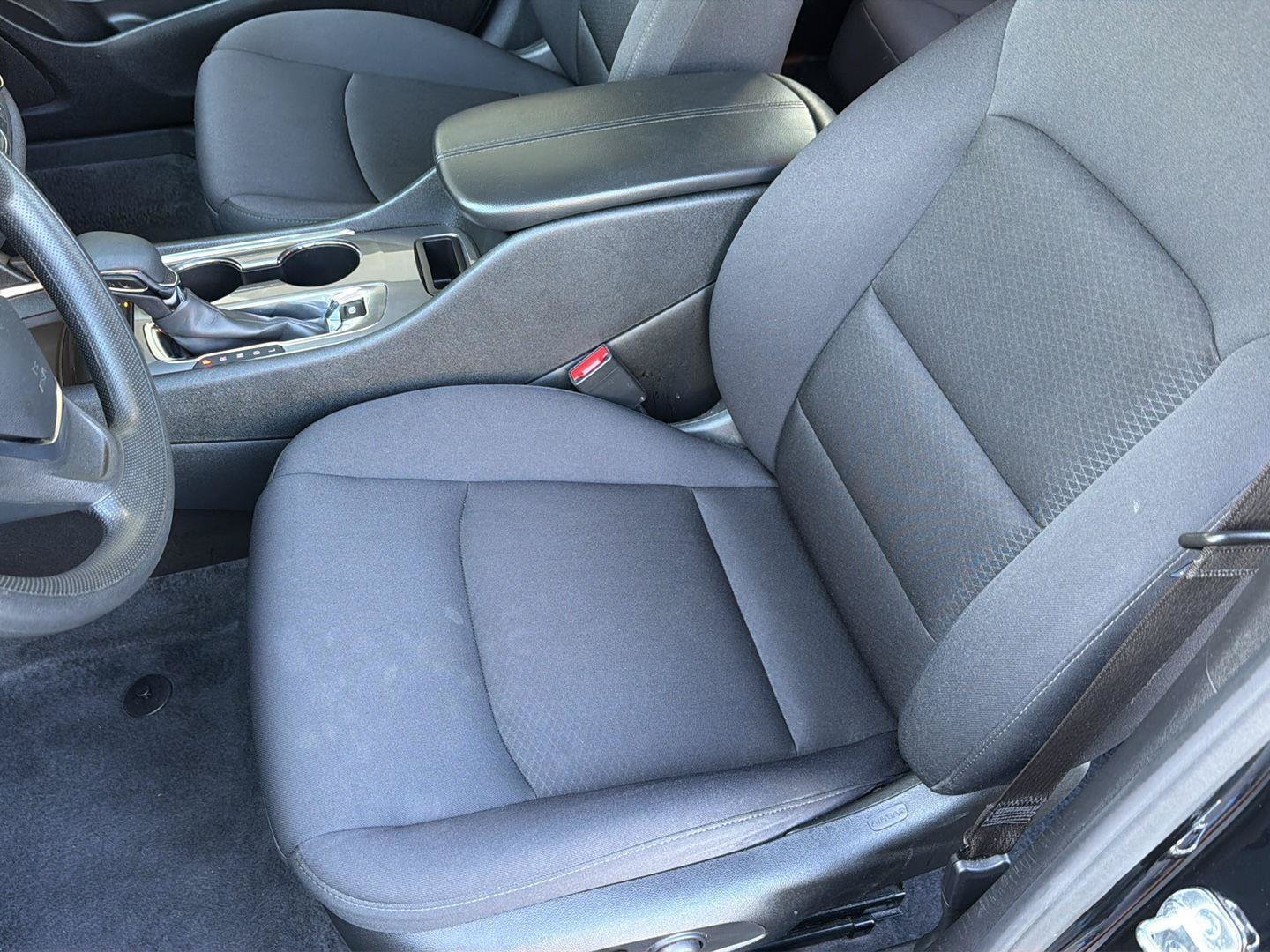 Used 2025 Chevrolet Malibu LT FWD image 29