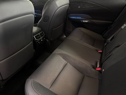 Certified 2025 Lexus RX 450h AWD w/ Luxury Package image 4