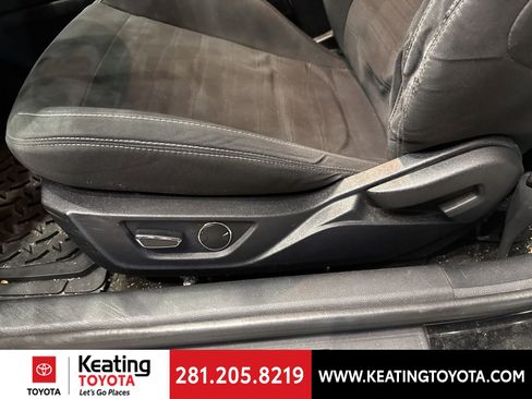 Used 2017 Ford Mustang GT w/ GT Performance Package image 12