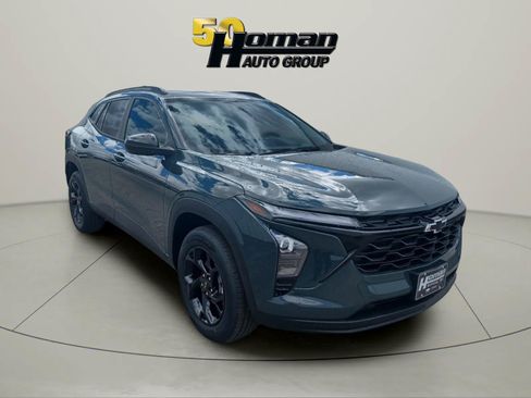 New 2026 Chevrolet Trax LT w/ Driver Confidence Package FWD image 7