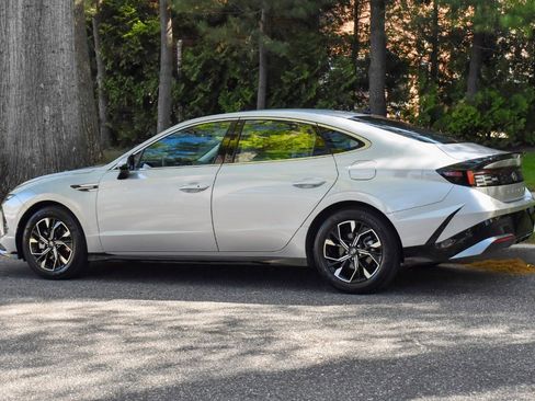 Used 2025 Hyundai Sonata SEL FWD image 5