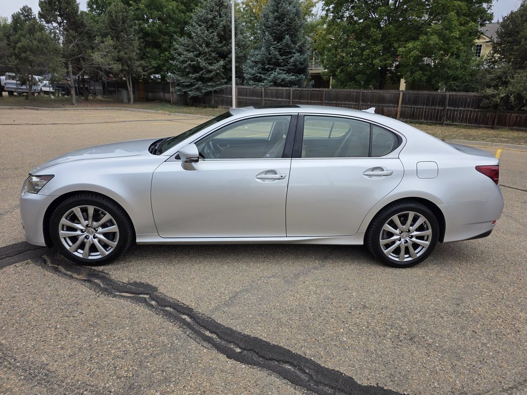 Used 2013 Lexus GS 350 AWD w/ Premium Pkg image 2