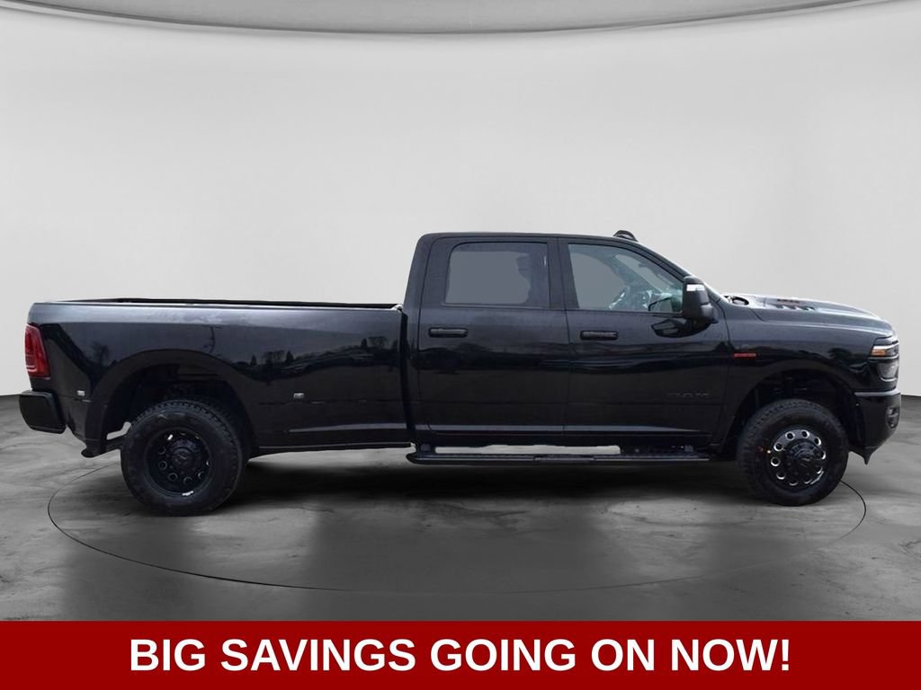 New 2026 RAM 3500 Laramie AWD/4WD image 10