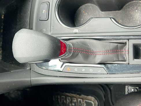 Used 2023 Chevrolet Equinox RS w/ RS Leather Package image 19