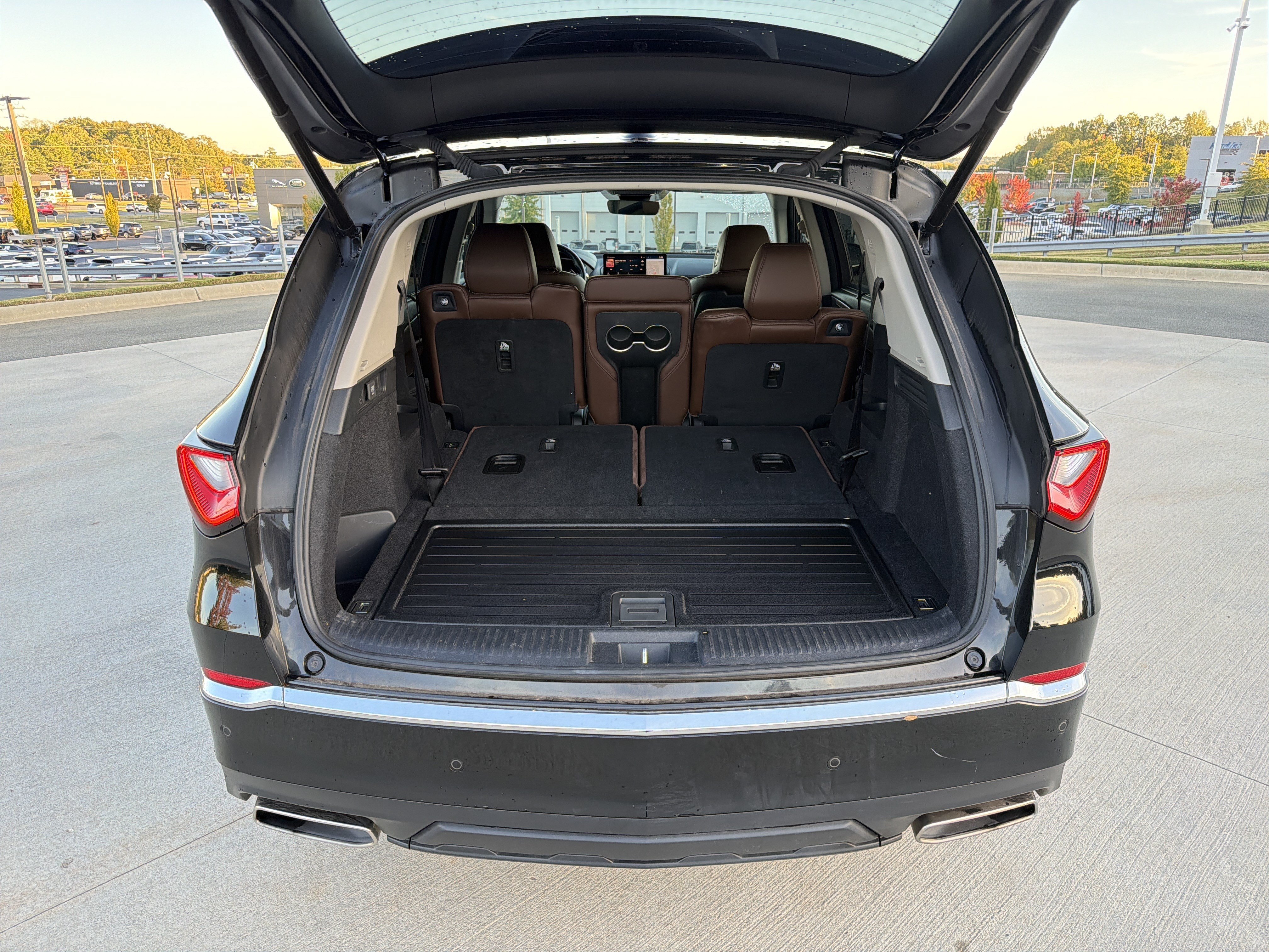 Used 2024 Acura MDX w/ Technology Package AWD/4WD image 32
