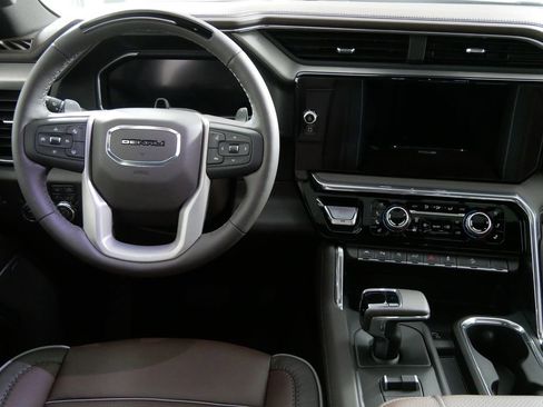 New 2026 GMC Sierra 1500 Denali image 17