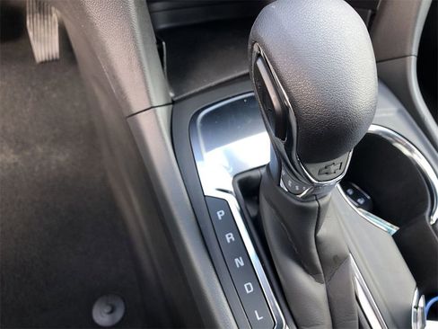 Certified 2024 Chevrolet Equinox LT image 18