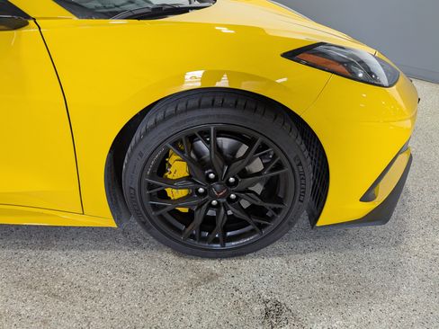 Used 2026 Chevrolet Corvette Stingray Premium Cpe w/ Z51 Performance Package RWD image 12