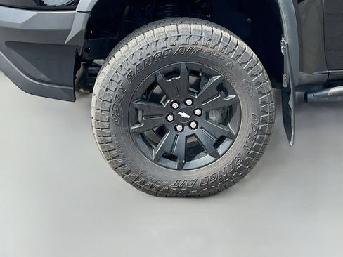 Used 2019 Chevrolet Colorado ZR2 w/ ZR2 Midnight Special Edition AWD/4WD image 29
