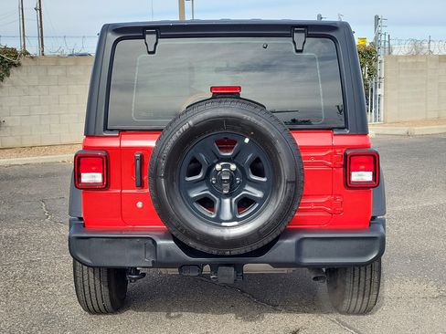 Used 2021 Jeep Wrangler Unlimited Sport image 5