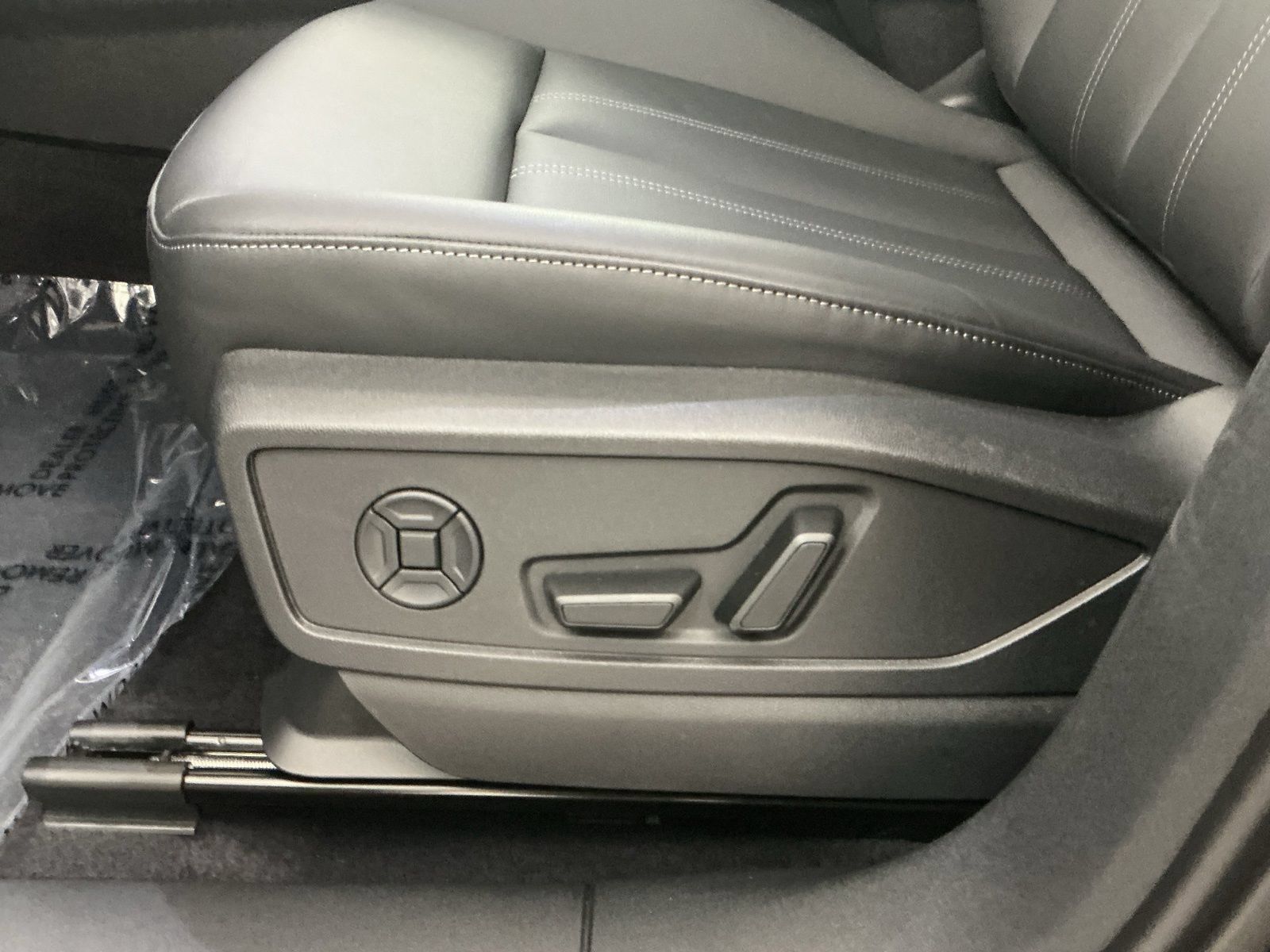 New 2026 Audi Q5 Premium Plus AWD/4WD image 14