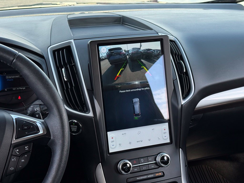 Used 2024 Ford Edge SEL w/ Convenience Package AWD/4WD image 3