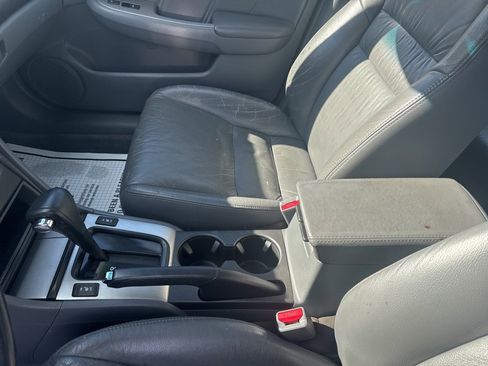 Used 2004 Honda Accord EX image 24