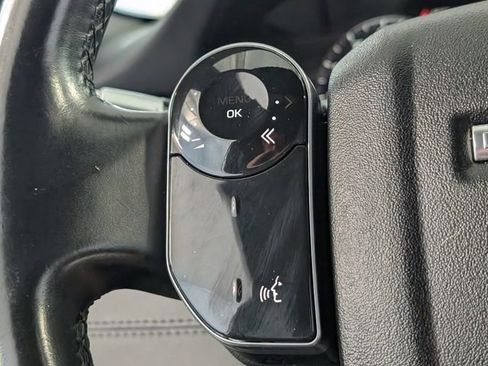 Used 2020 Land Rover Range Rover Evoque SE AWD/4WD image 23