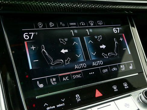 Used 2023 Audi SQ8 Prestige image 17