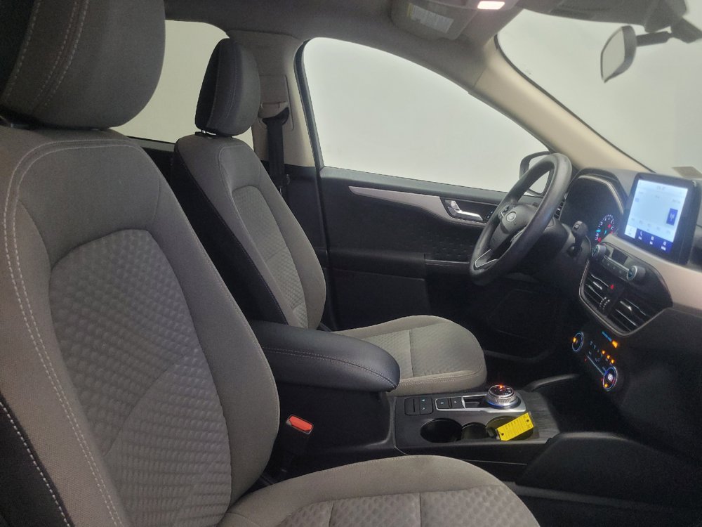 Used 2020 Ford Escape SE FWD image 21