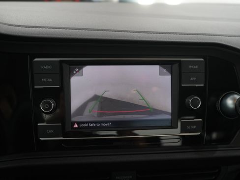 Used 2019 Volkswagen Jetta SE FWD image 20