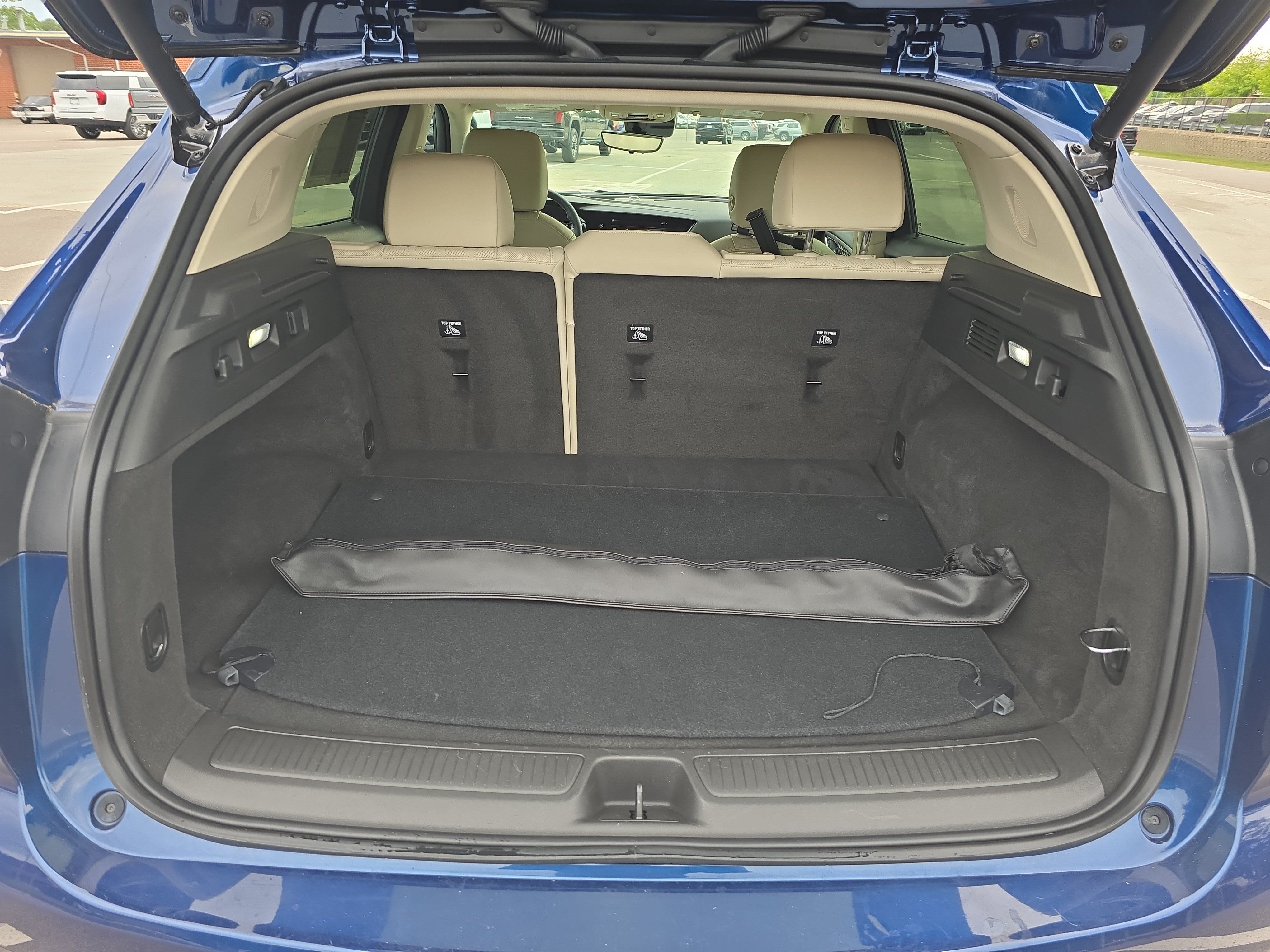 Used 2023 Buick Envision Avenir FWD image 12