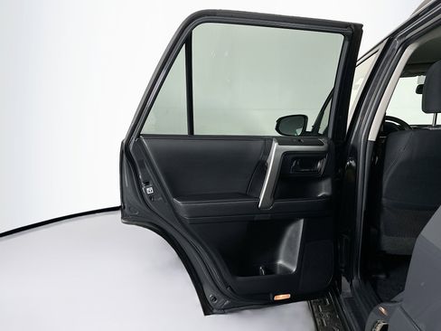 Used 2024 Toyota 4Runner SR5 image 25