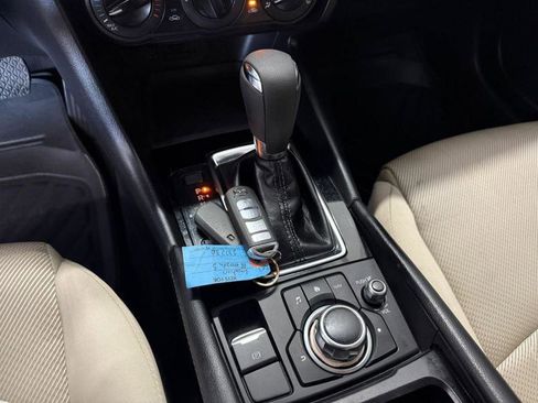 Used 2018 MAZDA MAZDA3 Sport image 14