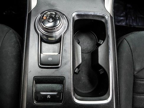 Used 2019 Ford Fusion SE image 19