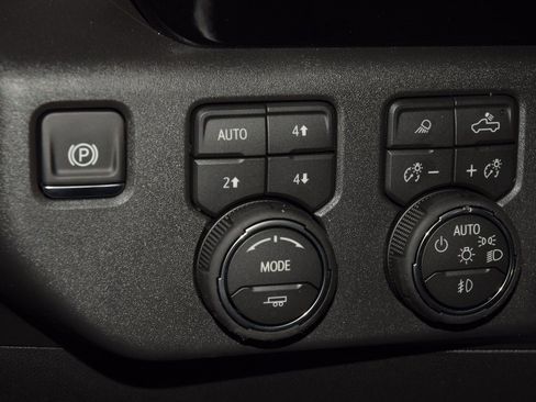 New 2026 Chevrolet Silverado 1500 LT Trail Boss w/ LT Trail Boss Premium Package image 37