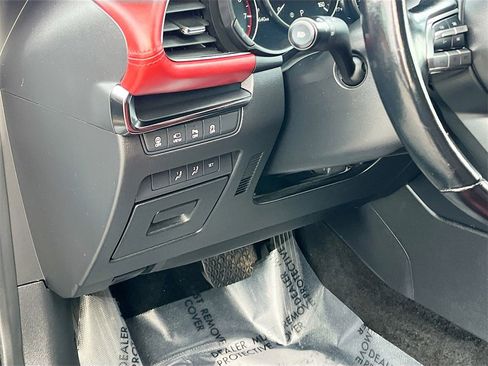 Used 2022 MAZDA MAZDA3 s image 10