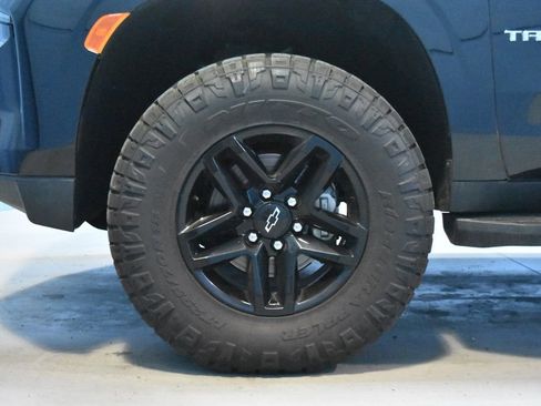 Used 2023 Chevrolet Tahoe Premier AWD/4WD image 26