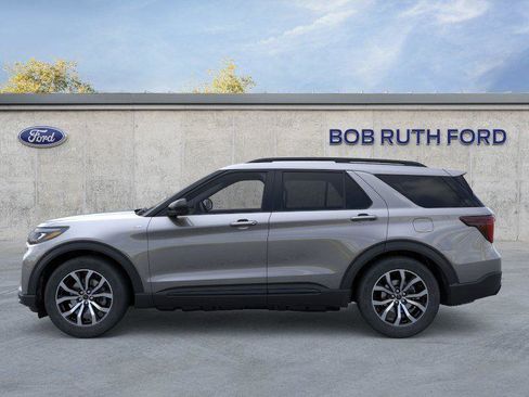 New 2026 Ford Explorer ST-Line AWD/4WD image 4