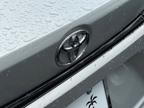 Used 2022 Toyota Corolla LE FWD image 9