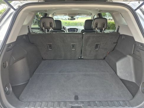 Used 2020 GMC Terrain SLT AWD/4WD image 22