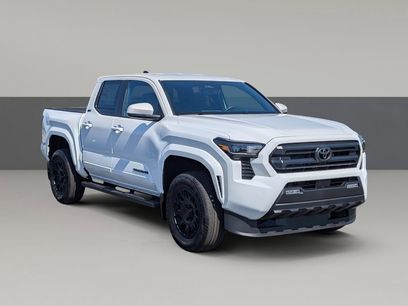 New 2025 Toyota Tacoma SR5