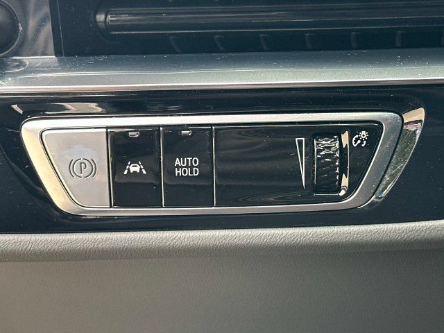 Certified 2025 Cadillac Lyriq Luxury AWD/4WD image 12