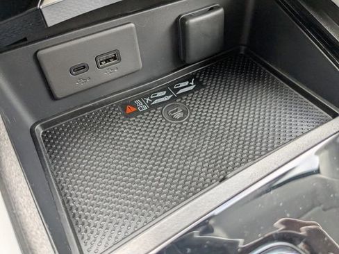 New 2026 Buick Envision Avenir image 25