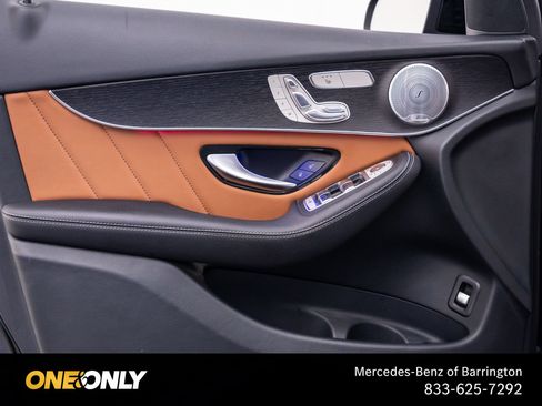 Used 2021 Mercedes-Benz GLC 300 4MATIC image 13