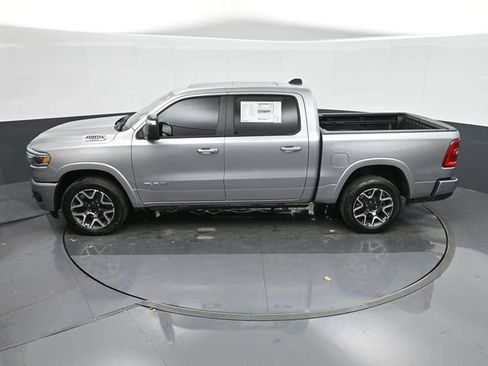 Used 2025 RAM 1500 Laramie AWD/4WD image 36