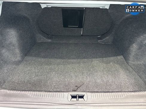 Used 2016 Chrysler 200 Limited image 21