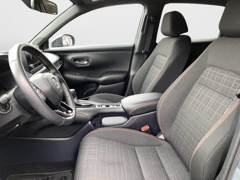 Certified 2025 Honda HR-V Sport image 12