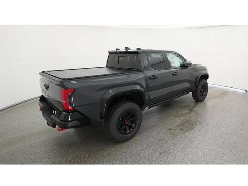 Used 2025 Toyota Tacoma TRD Pro w/ Tow Tech Package AWD/4WD image 12