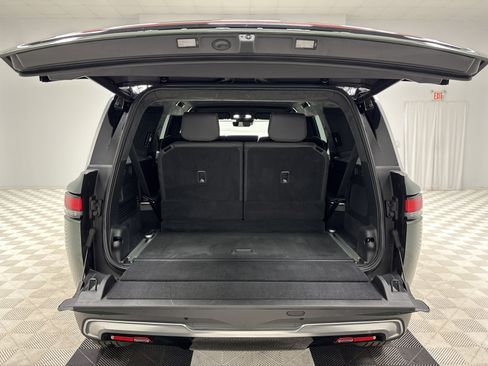 Used 2023 Rivian R1S Adventure AWD/4WD image 15