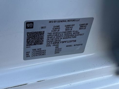 Used 2023 GMC Sierra 2500 SLT w/ SLT Convenience Package image 34