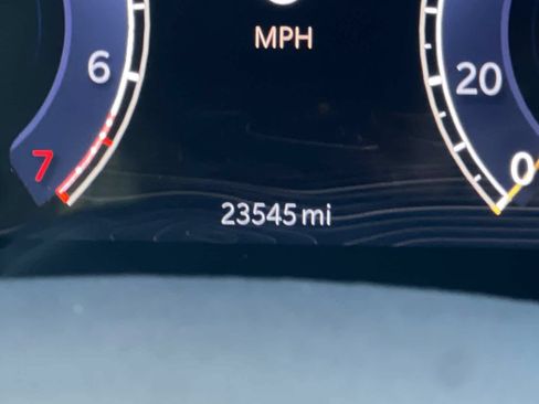 Used 2023 Jeep Grand Cherokee Altitude AWD/4WD image 25