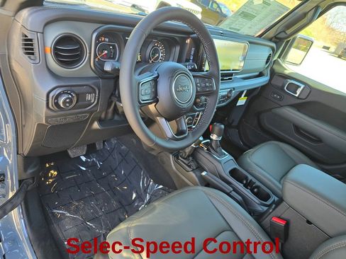 New 2026 Jeep Gladiator Mojave AWD/4WD image 21