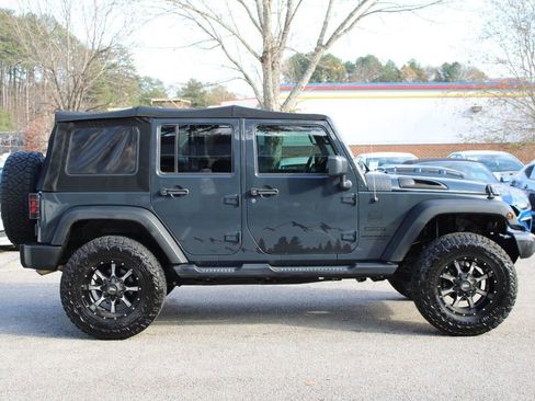 Used 2016 Jeep Wrangler Unlimited Sport w/ Quick Order Package 24S image 8