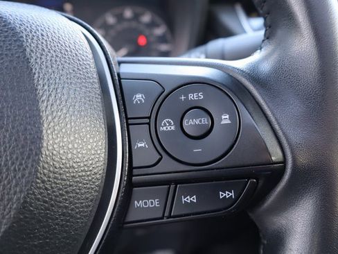 Used 2024 Toyota Corolla SE image 29