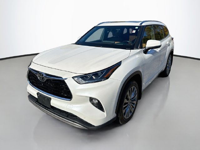 Used 2021 Toyota Highlander Platinum AWD/4WD image 3