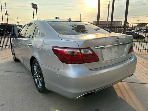 Used 2012 Lexus LS 460 LS 460 Sedan 4D image 4